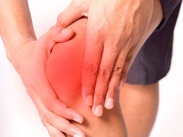 Douleur dans l'articulation du genou due à l'arthrose
