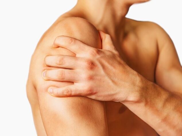 La douleur, la destruction des articulations et la déformation des os sont associées à l'arthrose